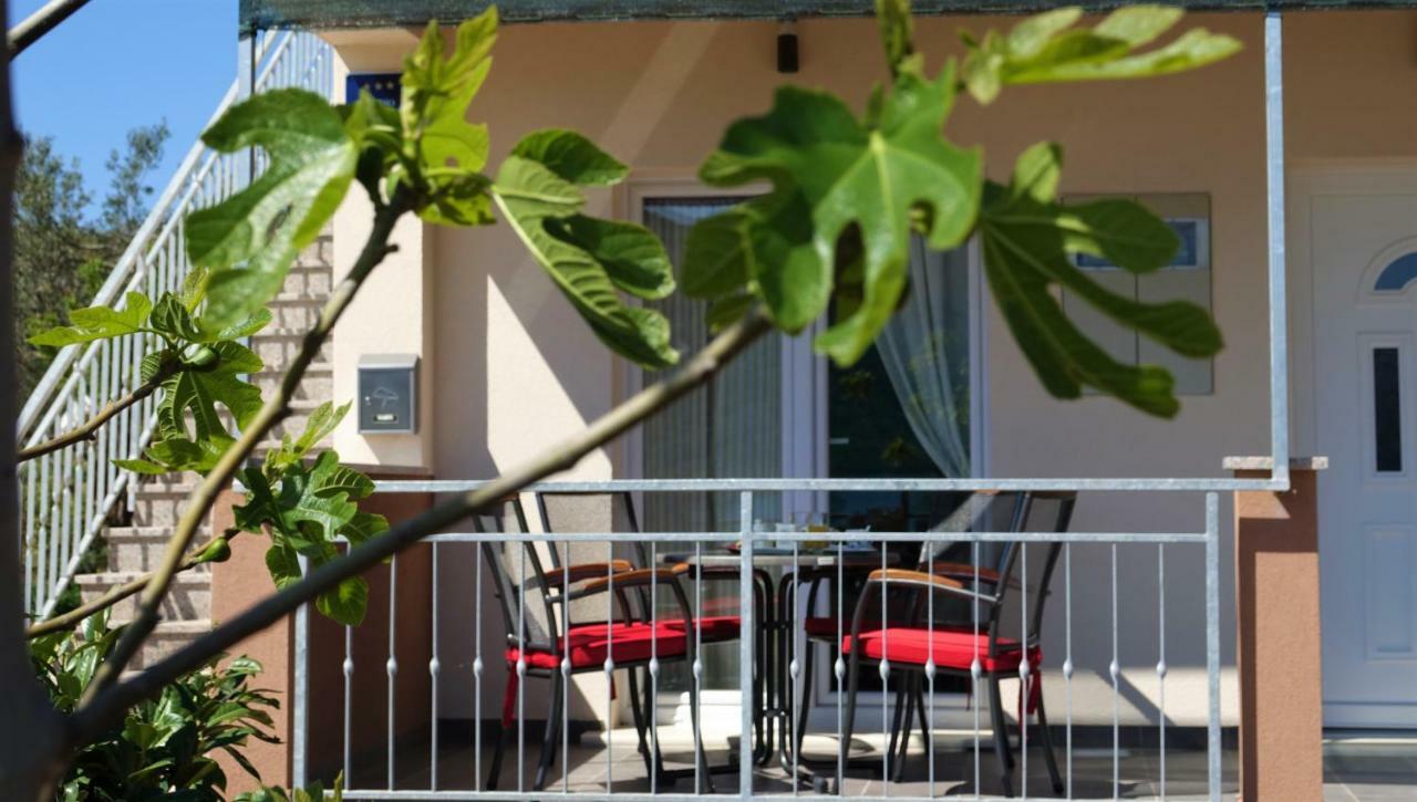 Apartmani Obala Poljica  Экстерьер фото